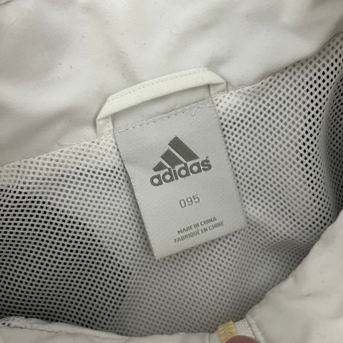 아디다스 독일 국대 엠블럼 바람막이 자켓 화이트 상품이미지3