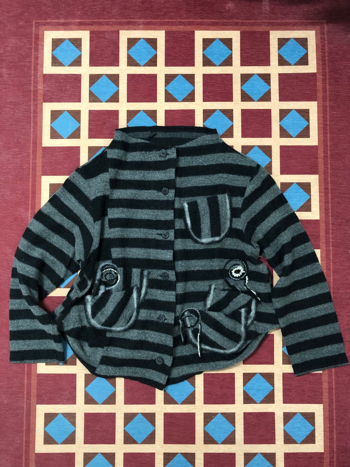 STRIPE UNBALANCE CARDIGAN 상품이미지1