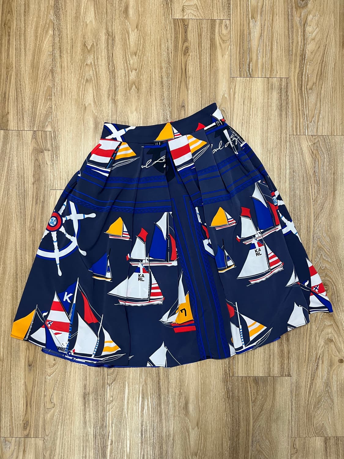 칼라거펠트 플리츠 롱 스커트 77 상품이미지1