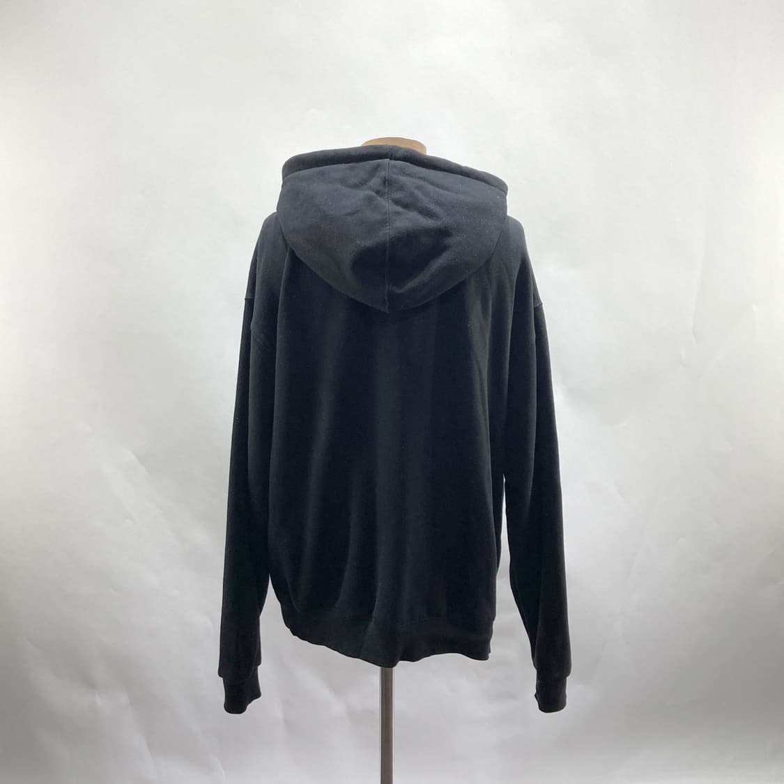 어커버 남성후드티셔츠 블랙 L  상품이미지3
