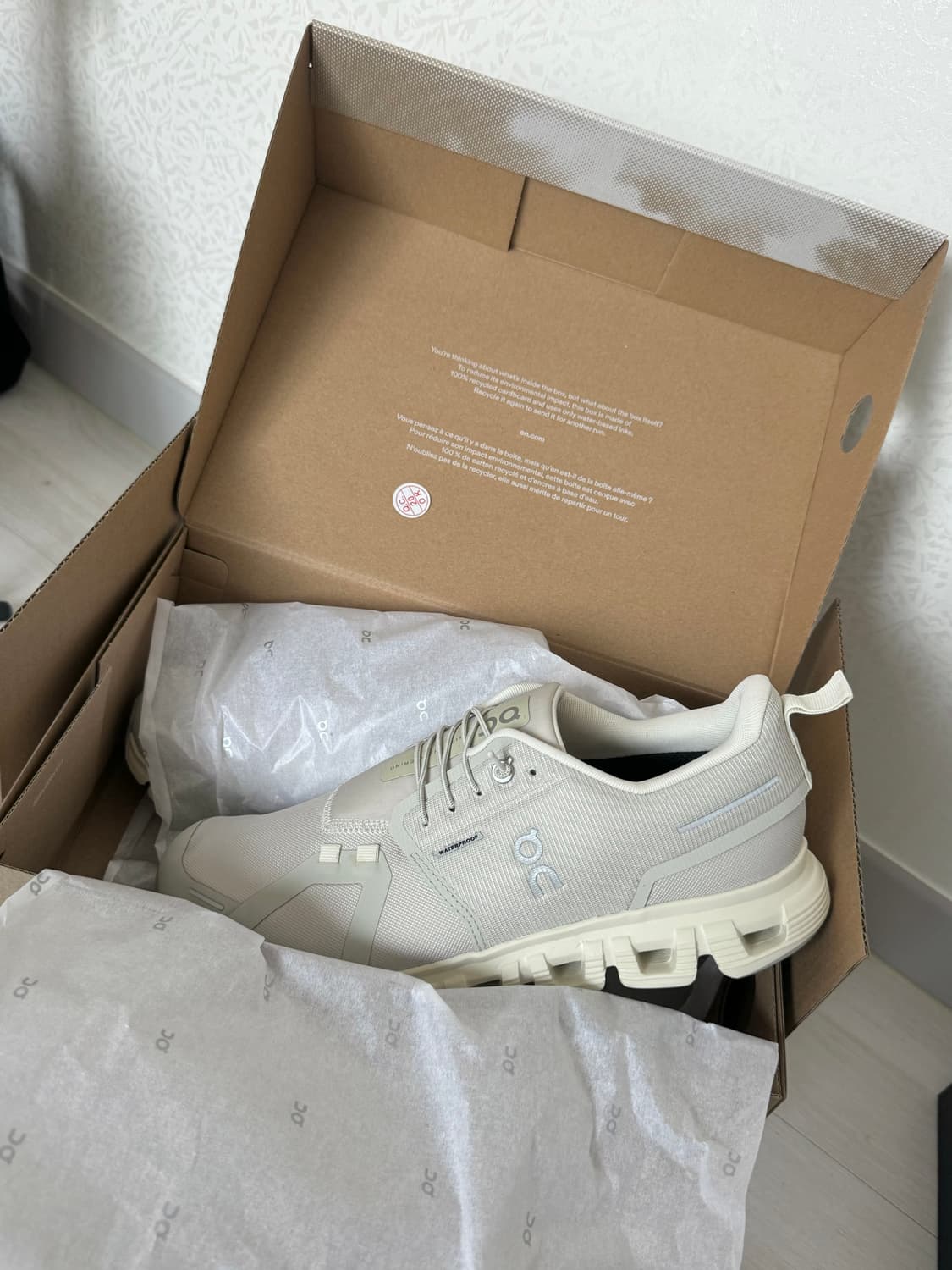 Cloud 6 waterproof 상품이미지1