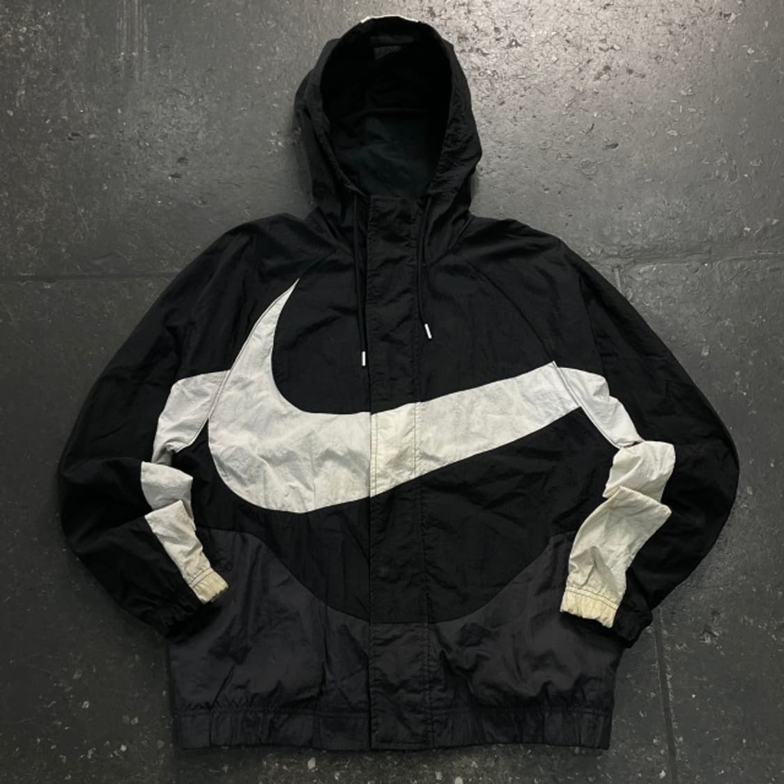 100 나이키 빅스우시 바람막이  상품이미지1