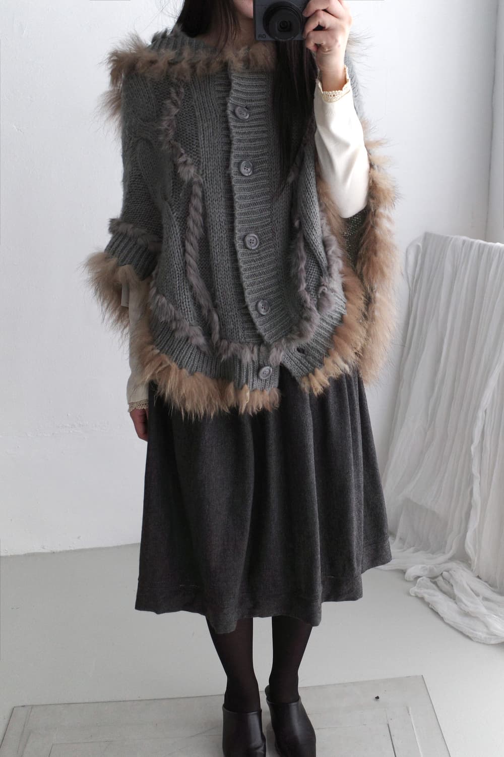fur grunge cape 상품이미지5