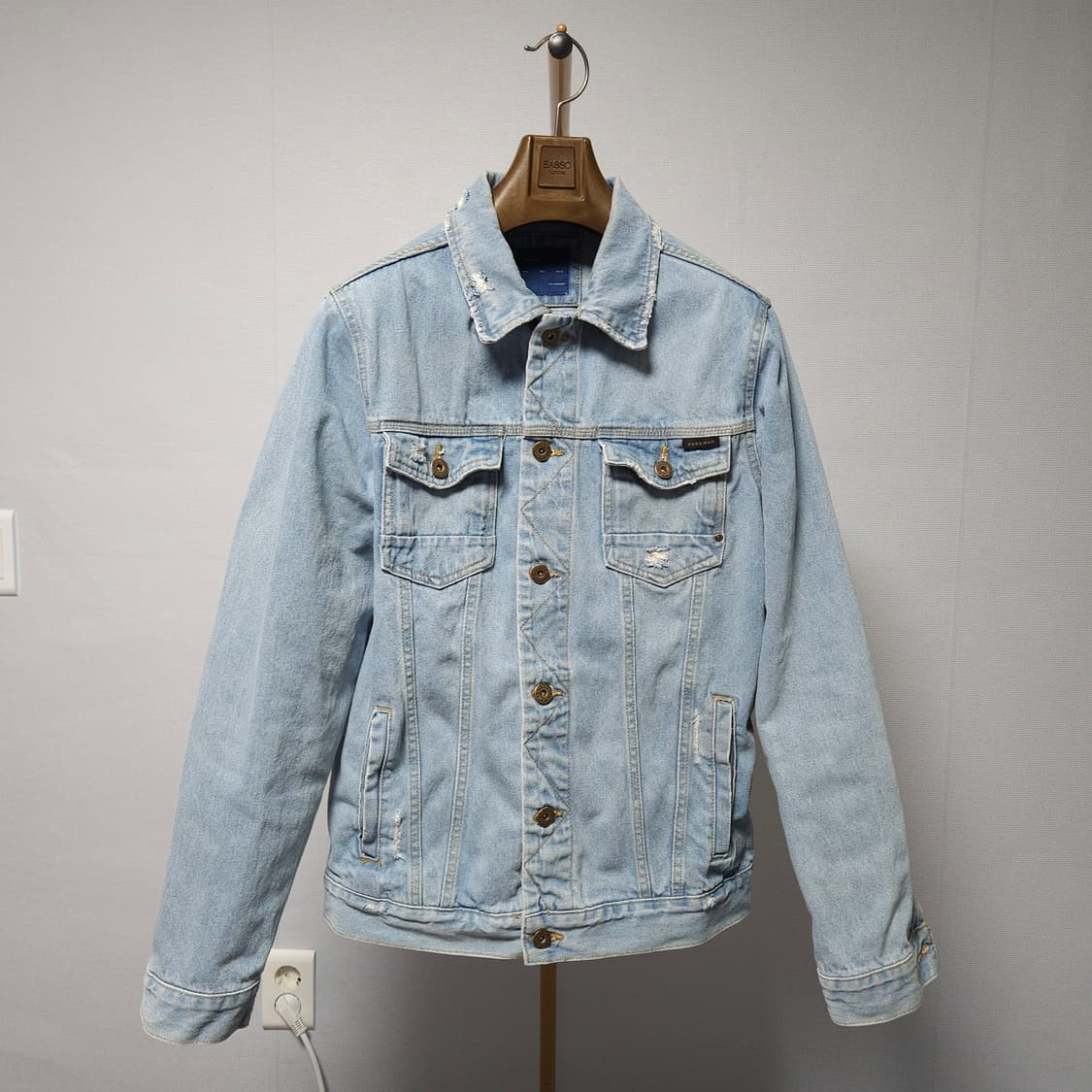 L ) ZARA MAN 데미지 데님 청자켓 상품이미지4