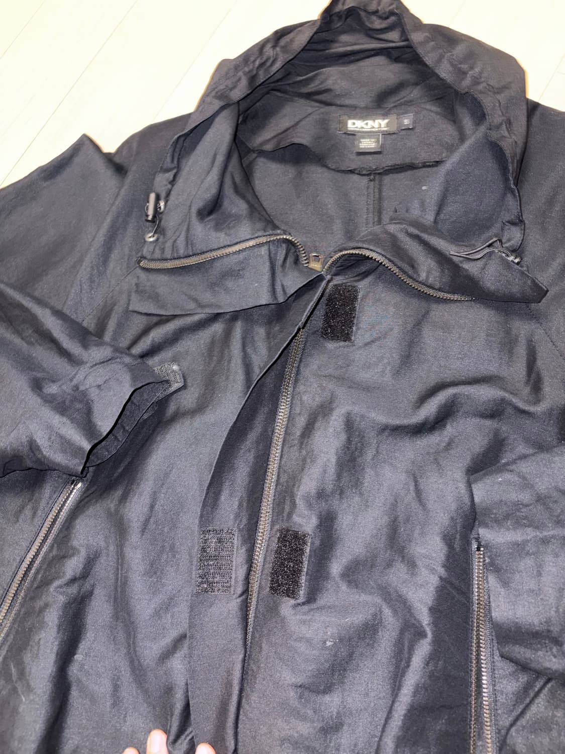 아야즈 dkny 바람막이 상품이미지7