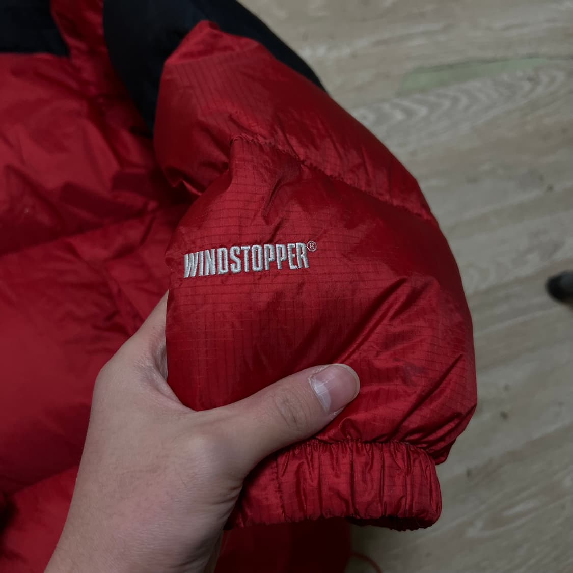 아이더 윈드스토퍼 구스다운 700 투톤 배색 패딩 [레드] L/100 상품이미지6