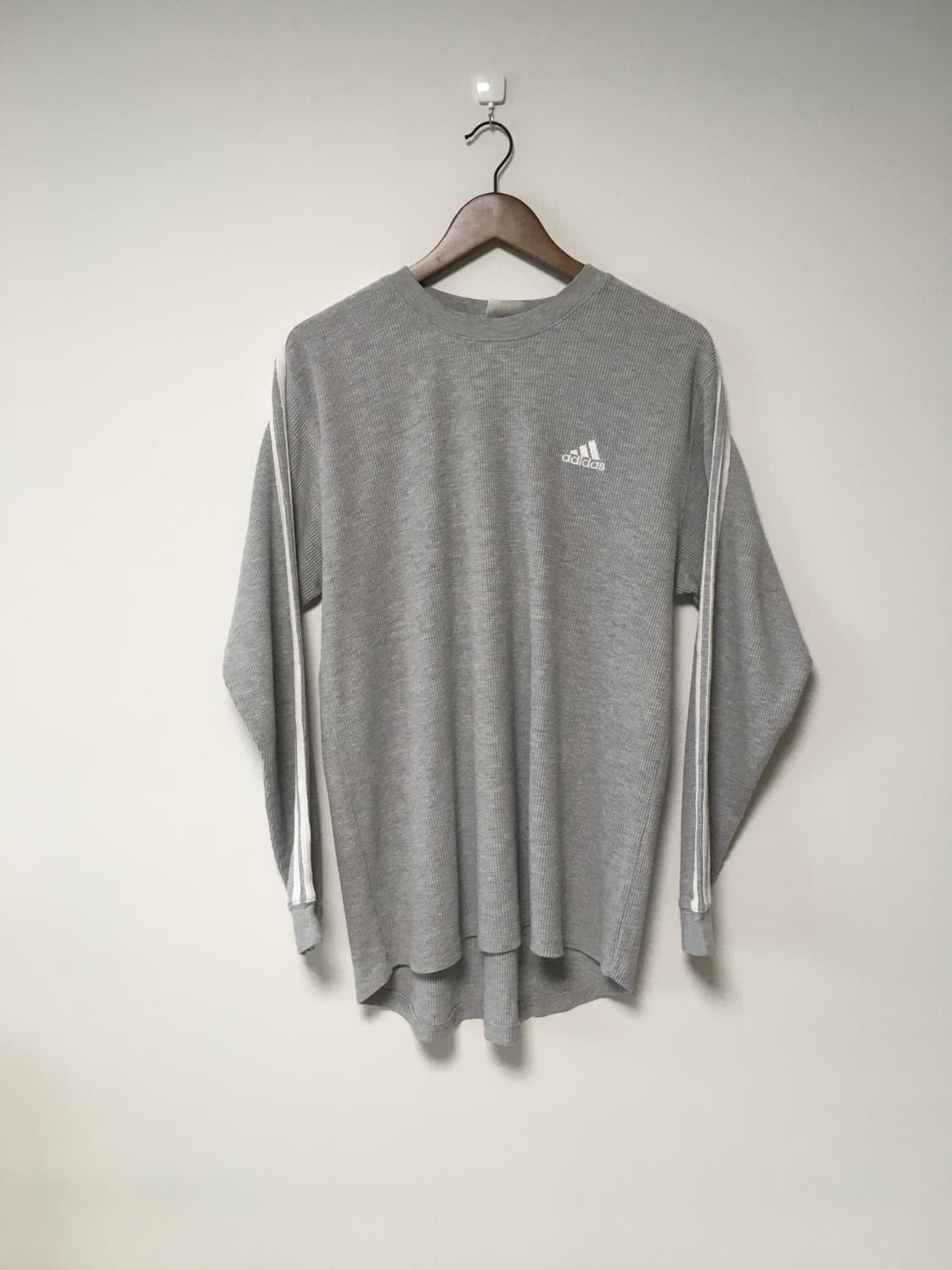 Adidas long sleeve 상품이미지2