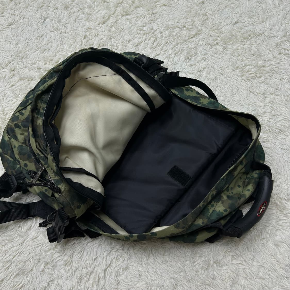 이스트팩 프로바이더 플렉탄 카모 백팩 상품이미지6