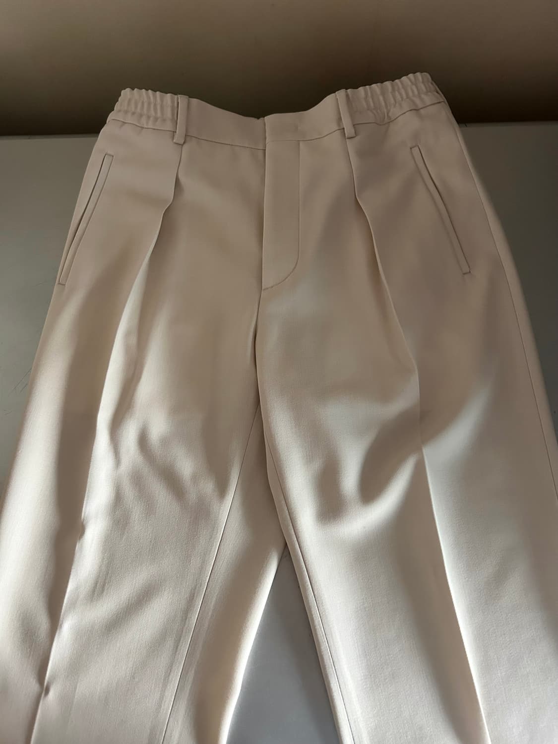 펜디 베이지 수트 상품이미지9