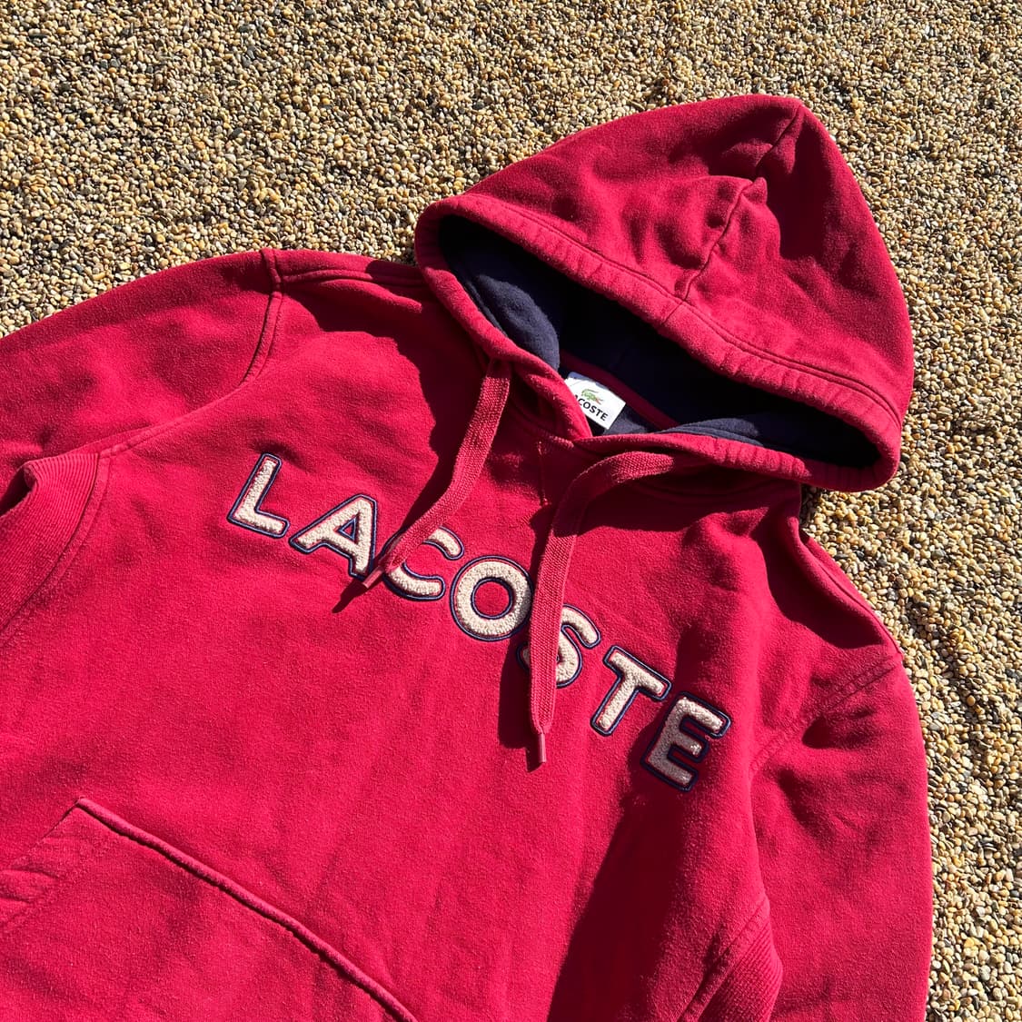 라코스테 레드 스펠 로고 후드티  상품이미지2