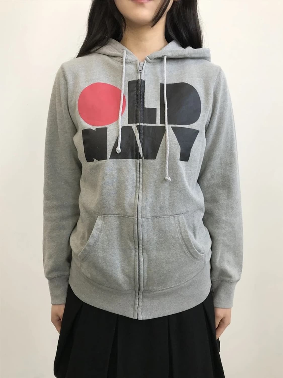 Old Navy Graphic Zip Hoodie 상품이미지2