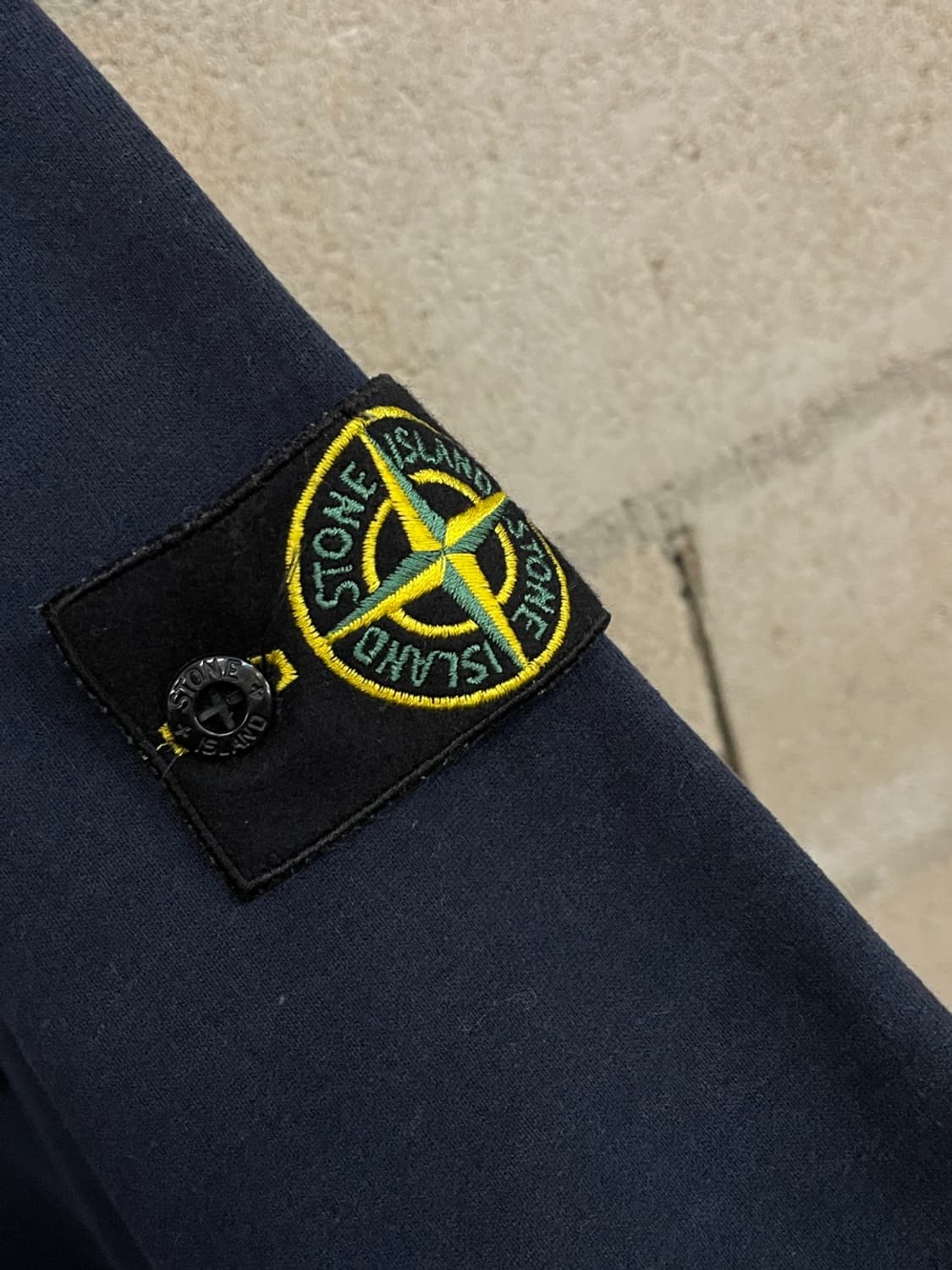 스톤 아일랜드 와펜 맨투맨 상품이미지2