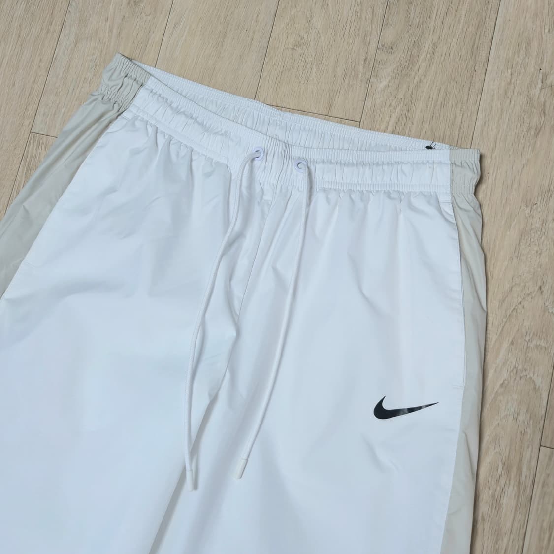 M) 나이키 우먼 우븐 트랙 조거 팬츠 화이트 상품이미지5