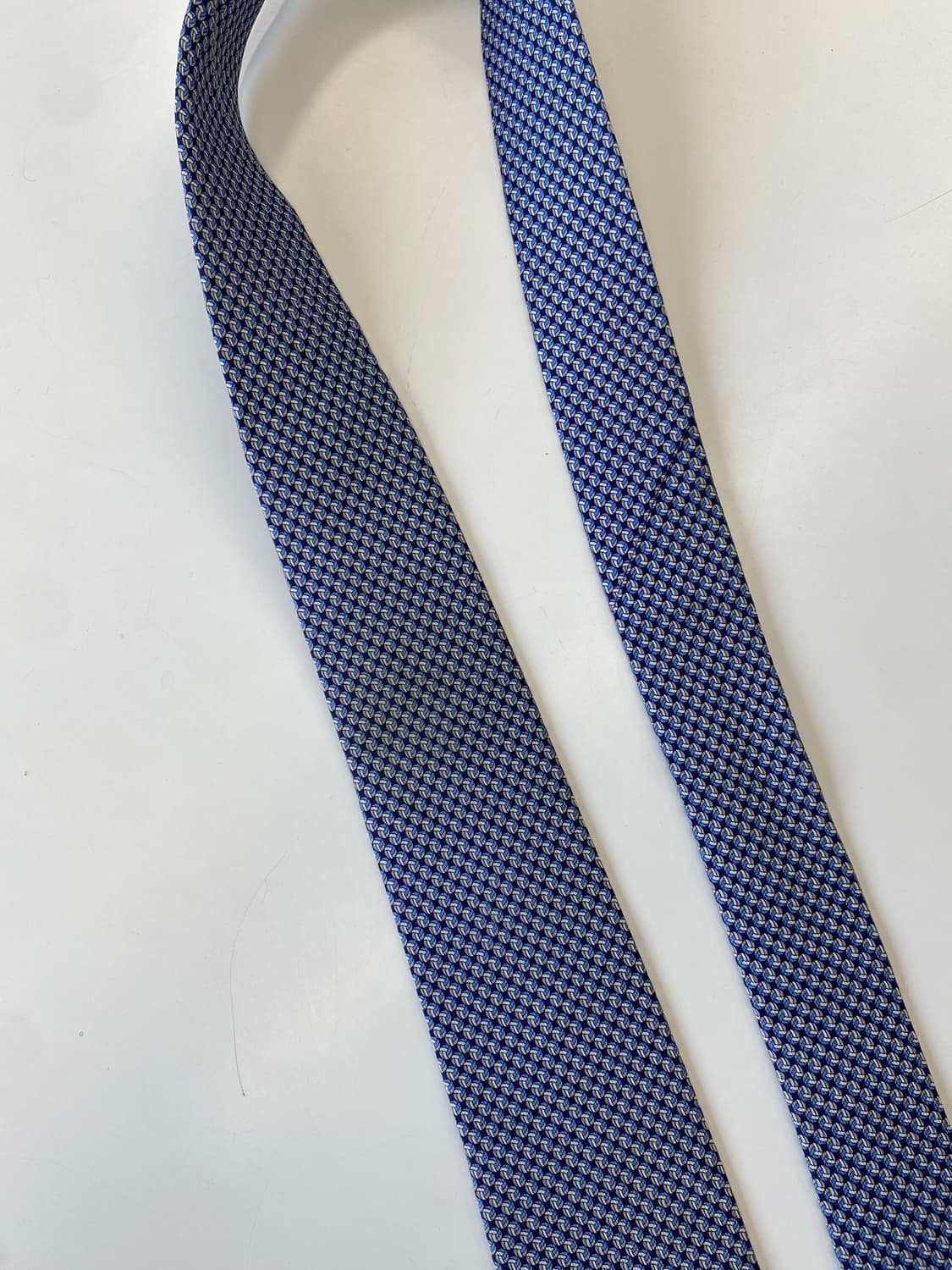 신형라벨 페레가모(Ferragamo)  명품 정품넥타이8.1cm 상품이미지10