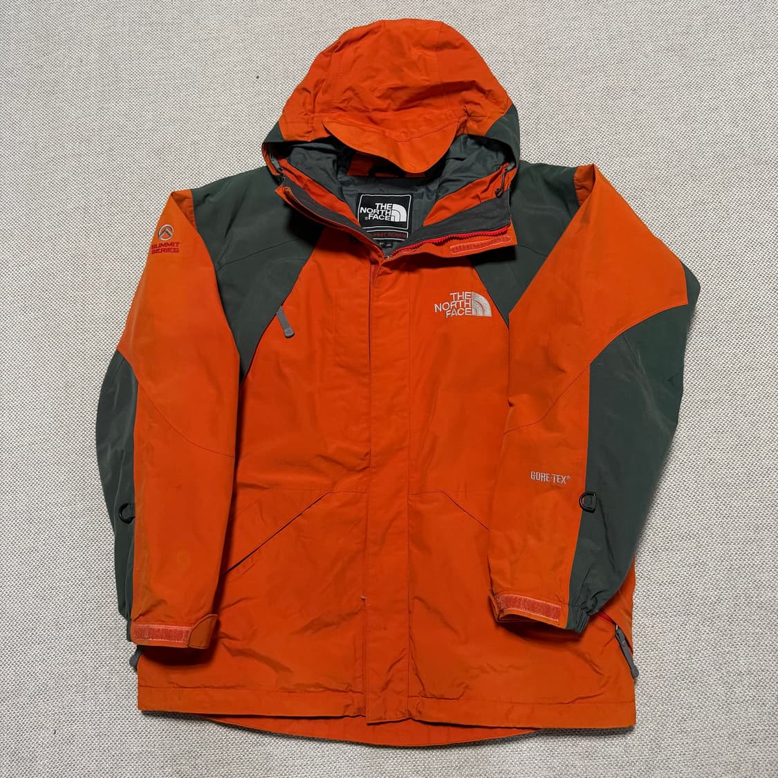 노스페이스 써밋시리즈 고어텍스 마운틴 자켓 상품이미지1