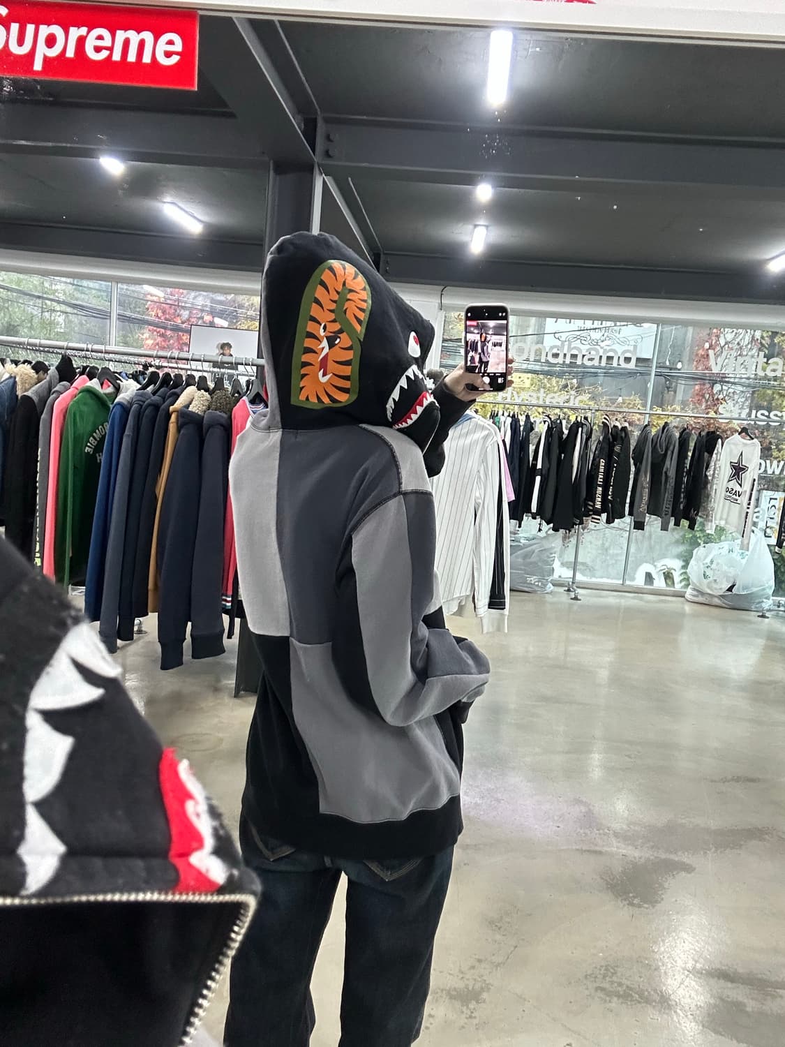 베이프 샤크 후드 집업 상품이미지2