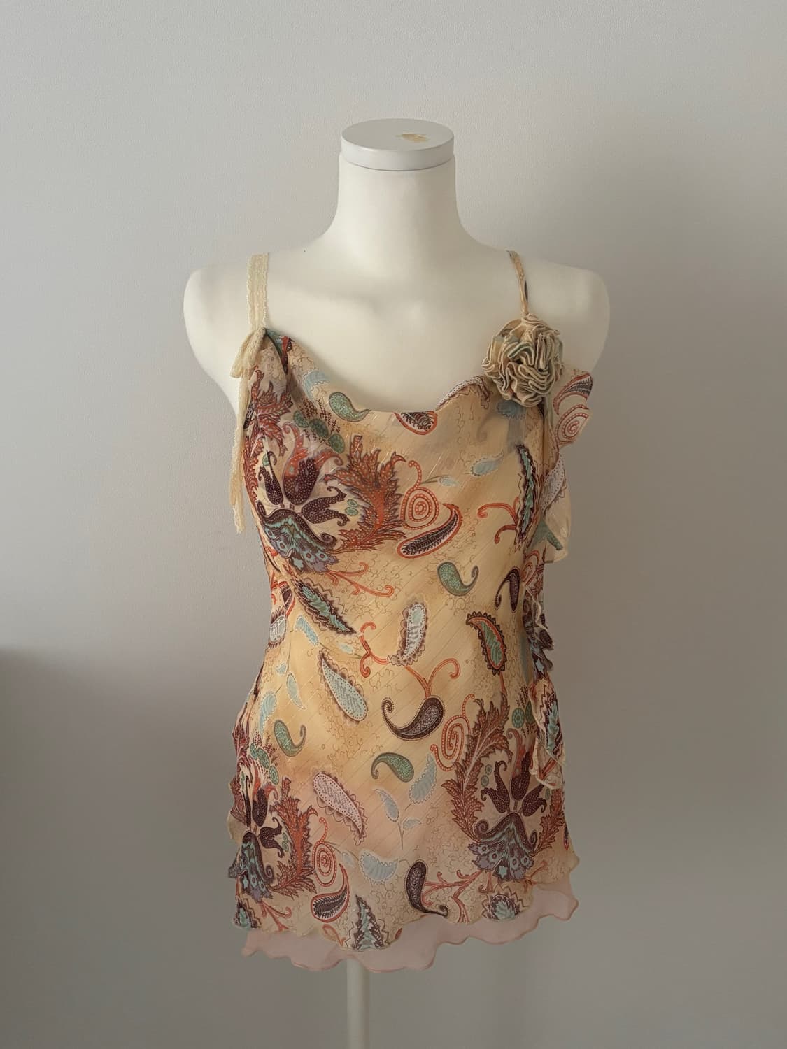 빈티지 오리엔탈 페이즐리 레이어드 플라워 슬리브리스 상품이미지1