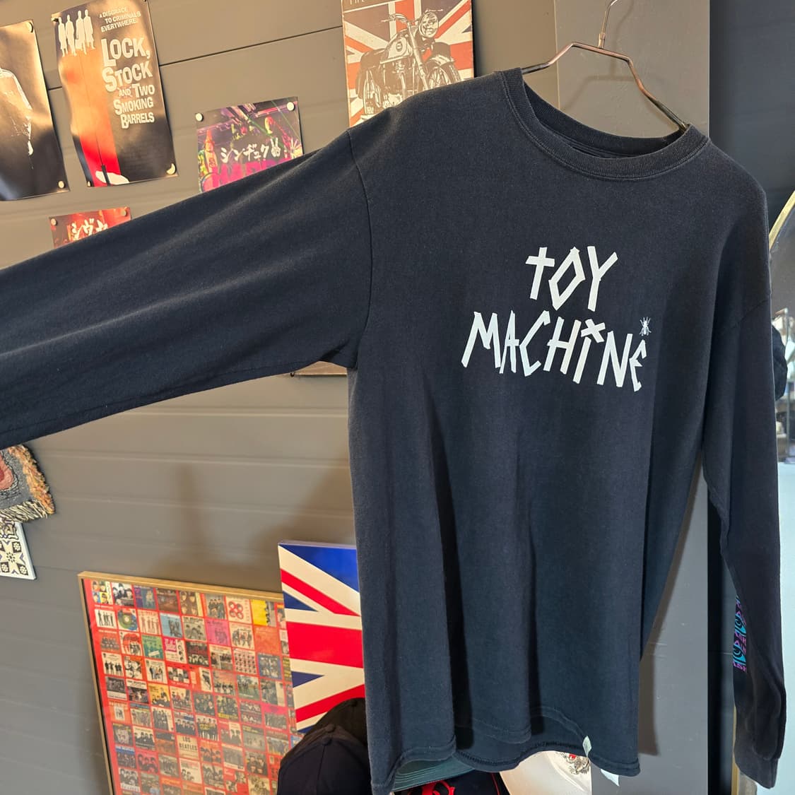 토이머신 빅로고 롱슬리브 블랙 M 오버핏 상품이미지6