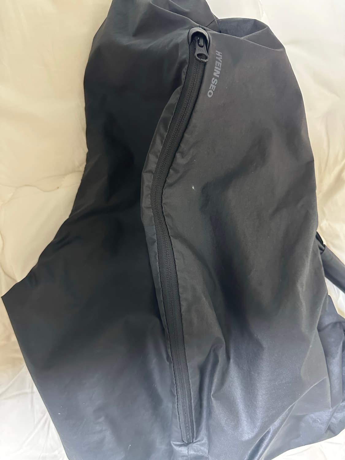 혜인서 드레이퍼리 구형 백팩 상품이미지2