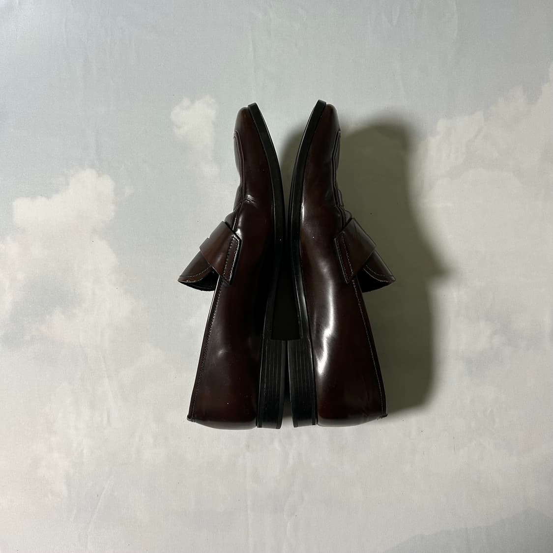 Prada semi square toe loafers 상품이미지3
