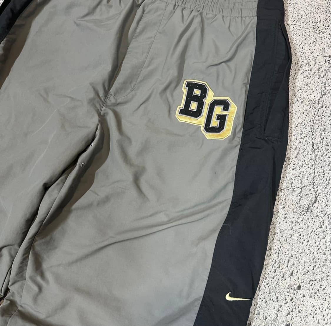 ✨ 나이키 00s 해외판 BG 사이드 오픈 팬츠 상품이미지3
