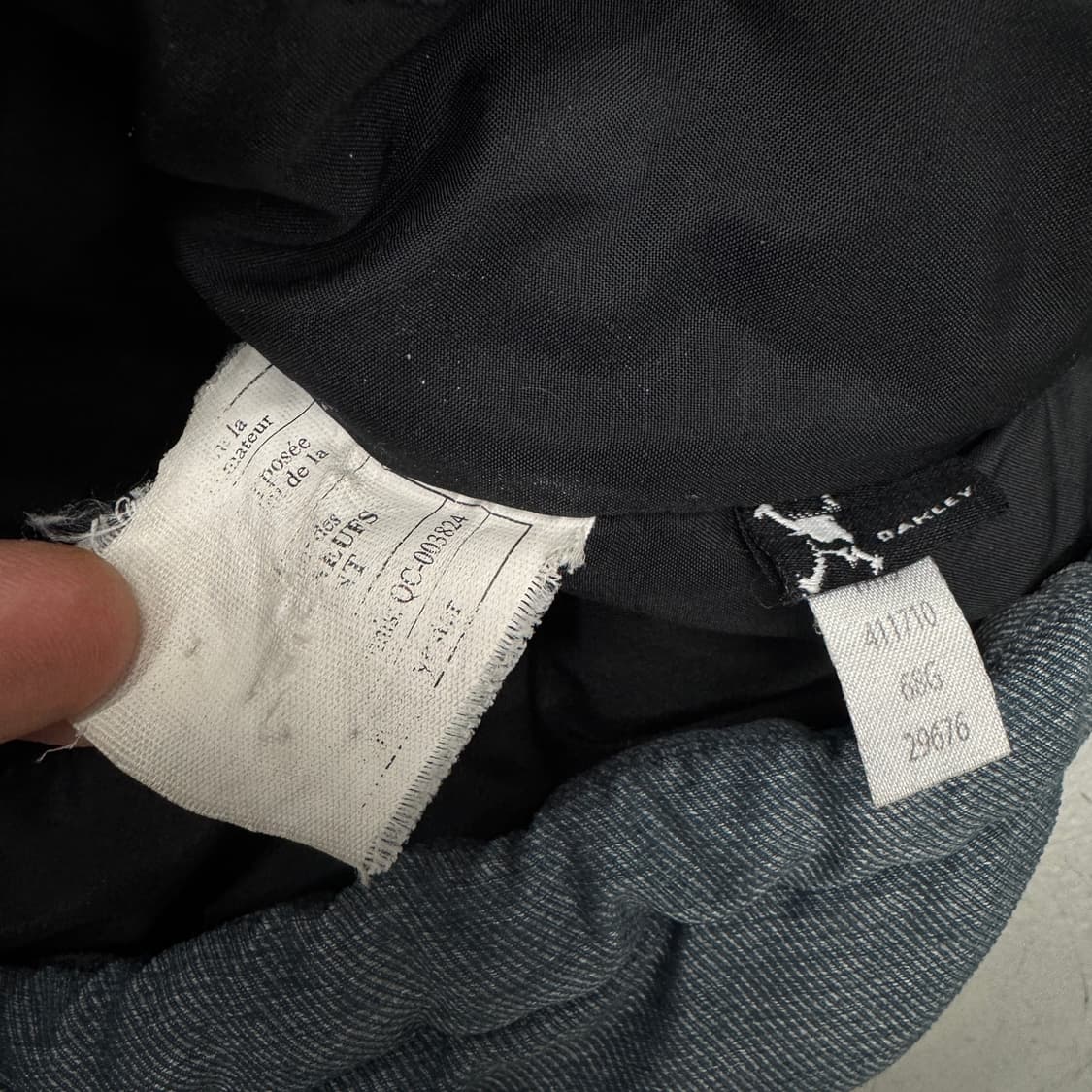 오클리 테크니컬 풀오버 써클로고 데님 패딩  상품이미지7