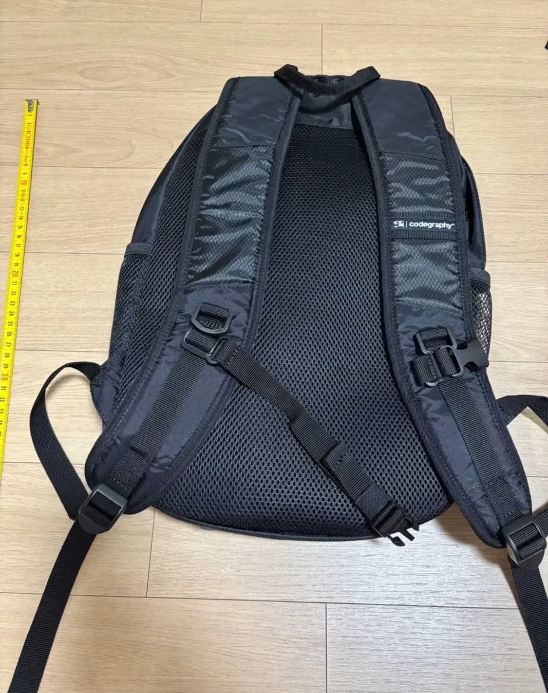 코드그라피 우먼 WAVE 로고 유틸리티 백팩 블랙 여성 가방 미니백팩 상품이미지6