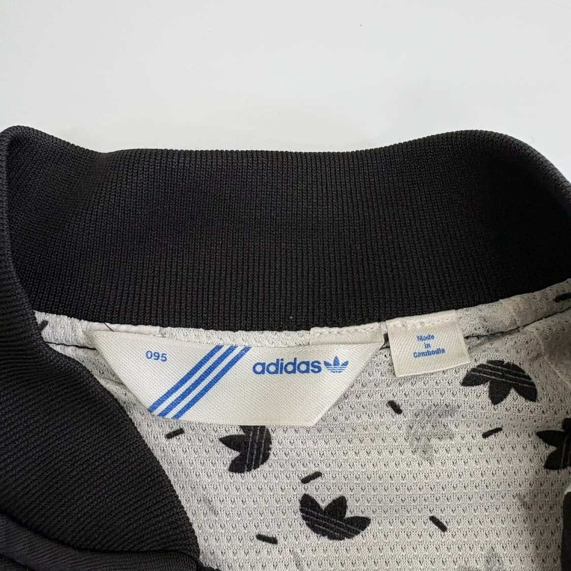 아디다스 아이보리 블랙 배색 걸즈 트랙탑 희귀져지(95) 상품이미지4