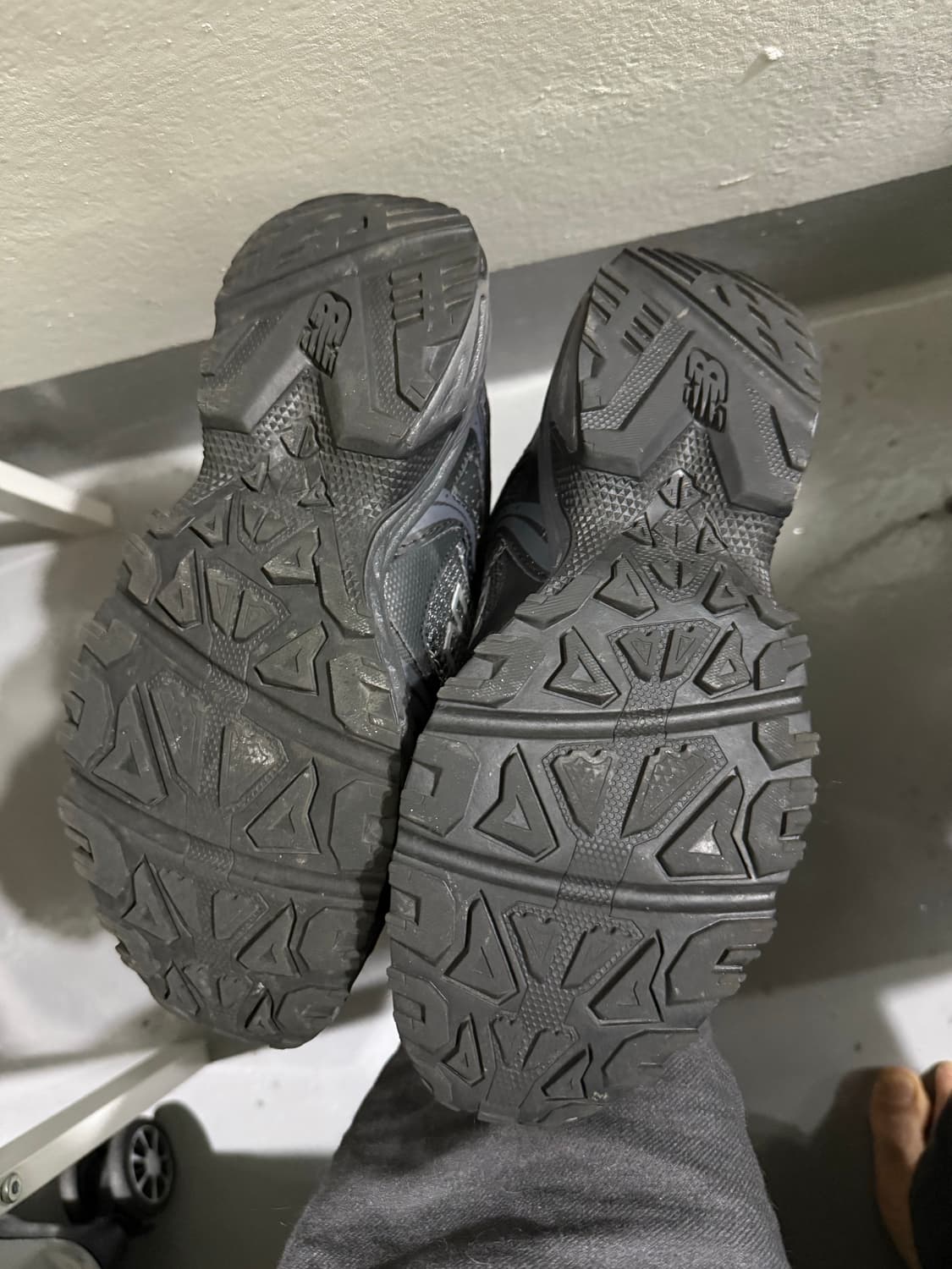 뉴발란스 481v2 블랙 운동화 250 상품이미지2