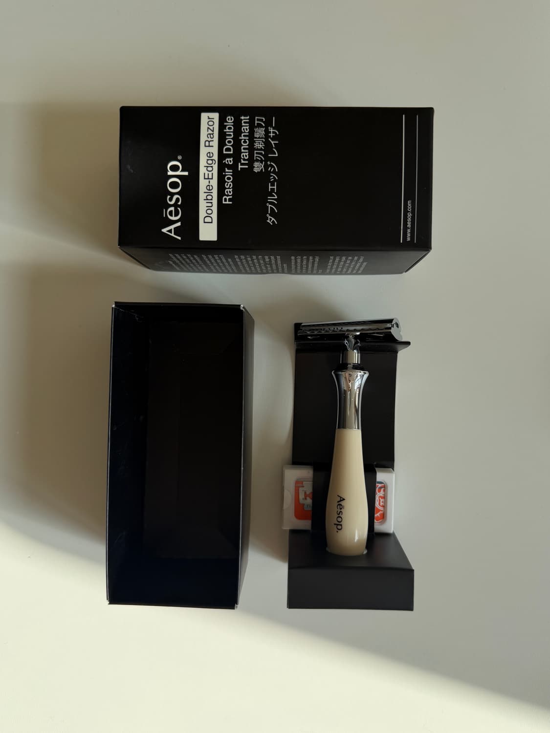 이솝 더블엣지 레이저 상품이미지1