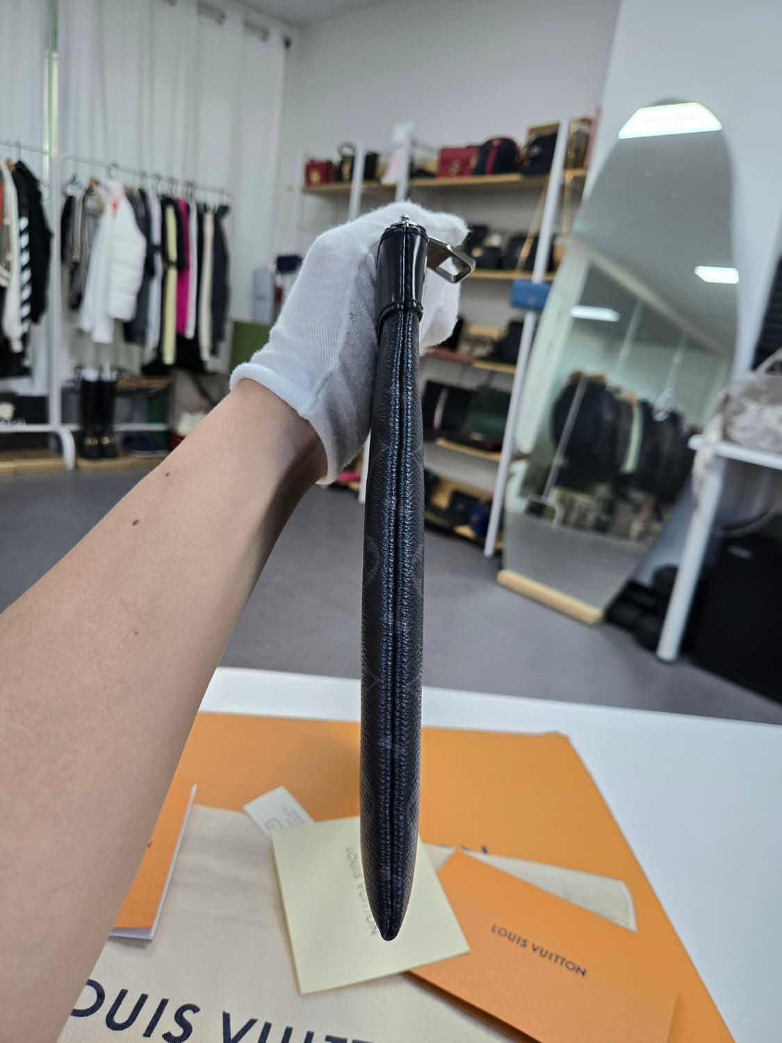 [정품] 루이비통 이클립스 클러치백 상품이미지5
