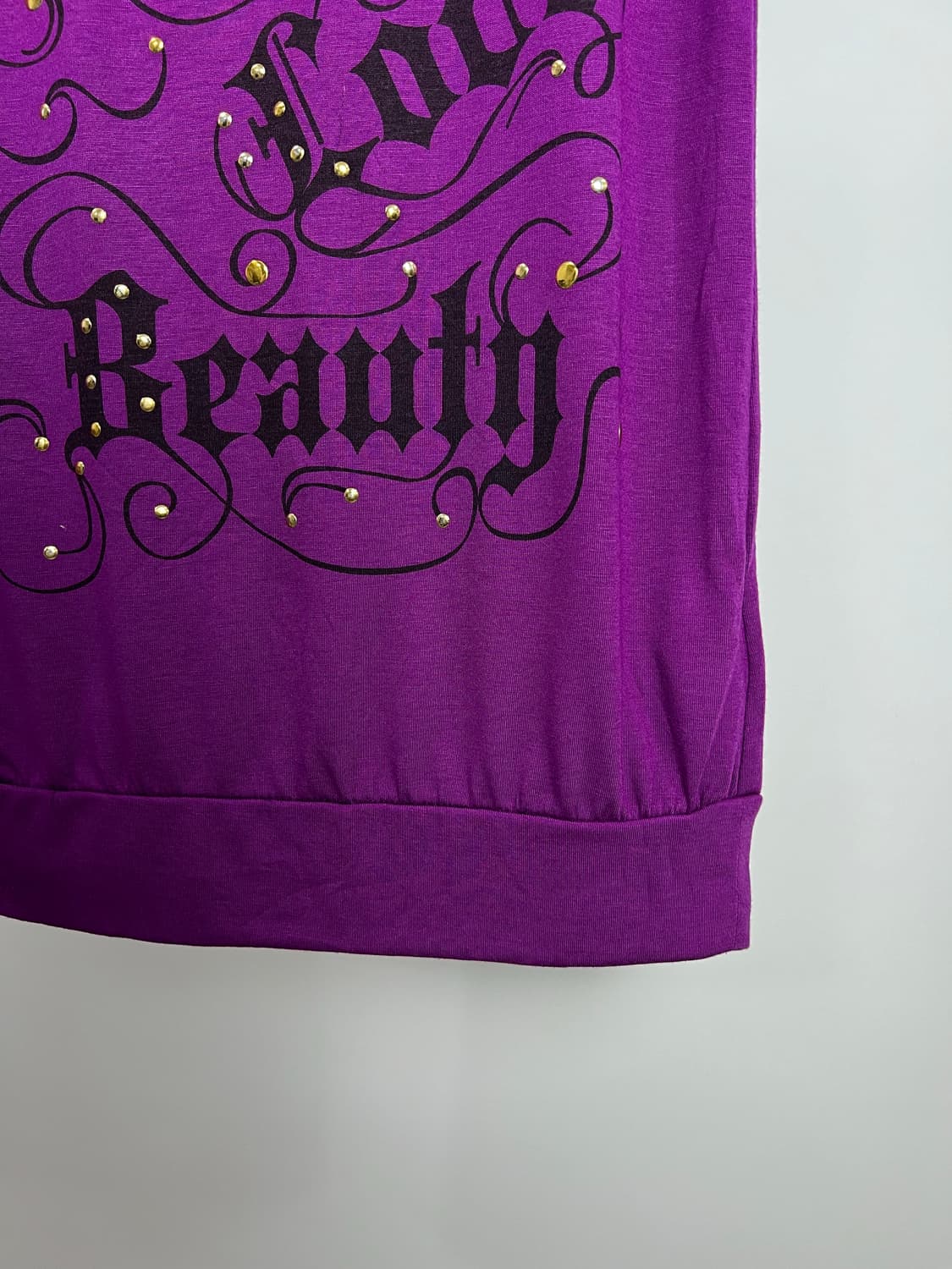 LIQUID GIRL 펑크 디테일 반팔티 상품이미지5