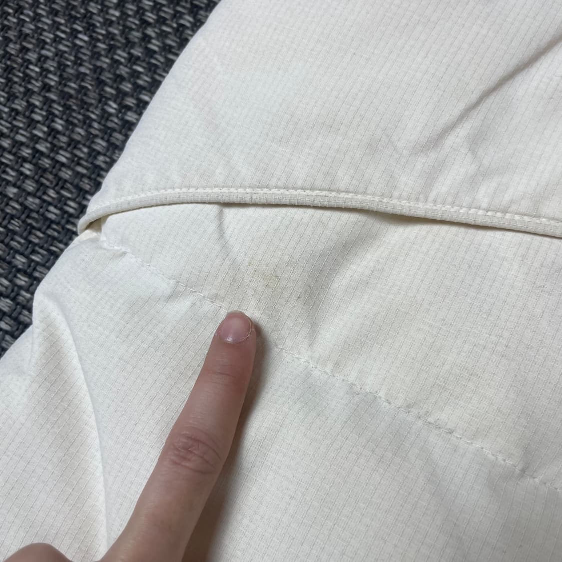 후부 올드스쿨 레터링 덕다운 화이트 패딩 100 상품이미지7