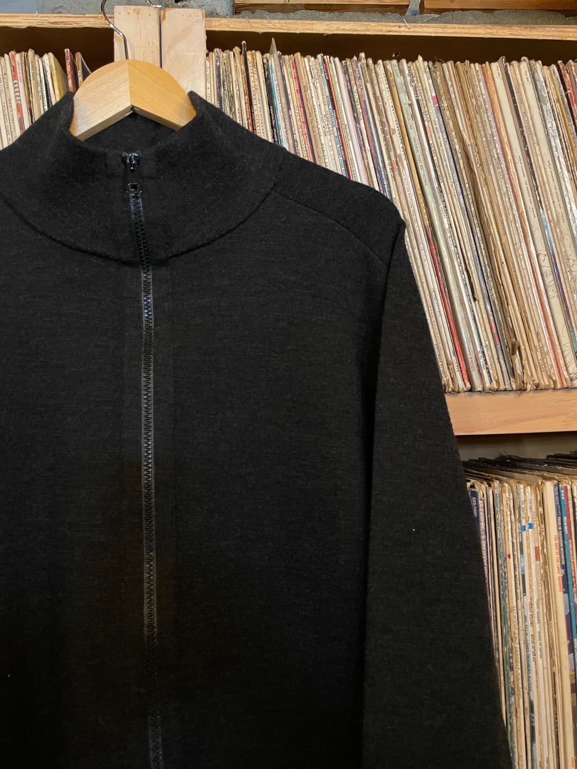 보테가베네타 20SS 풀집업 니트 상품이미지3