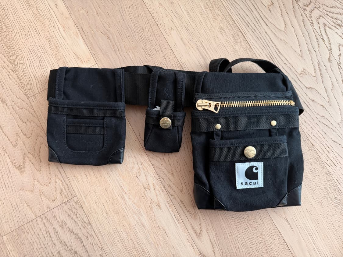 사카이x칼하트 힙색 상품이미지1