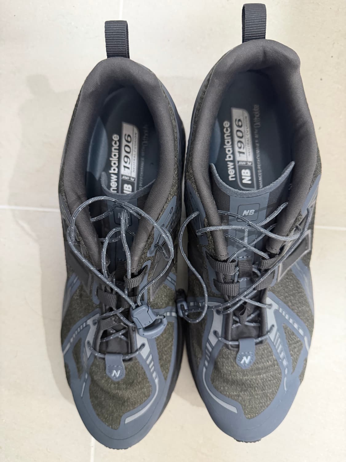 뉴발란스 1906R 다크 그레이 285 상품이미지3