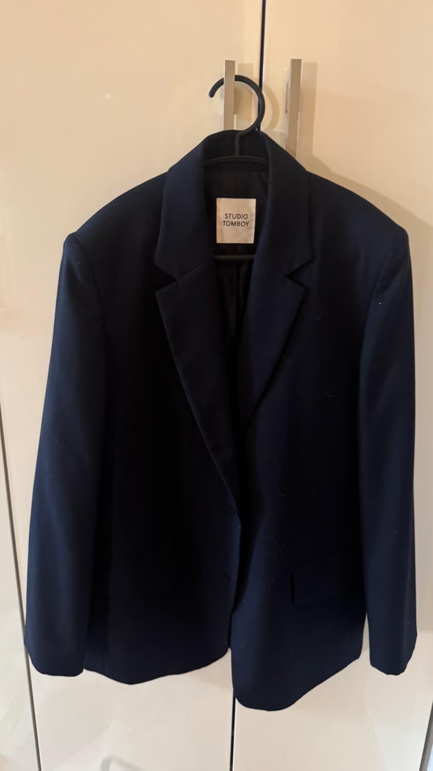 옷장정리6 도프제이슨 보헤미안서울 스튜디오톰보이 아모멘토 시눈 아디다스  상품이미지3