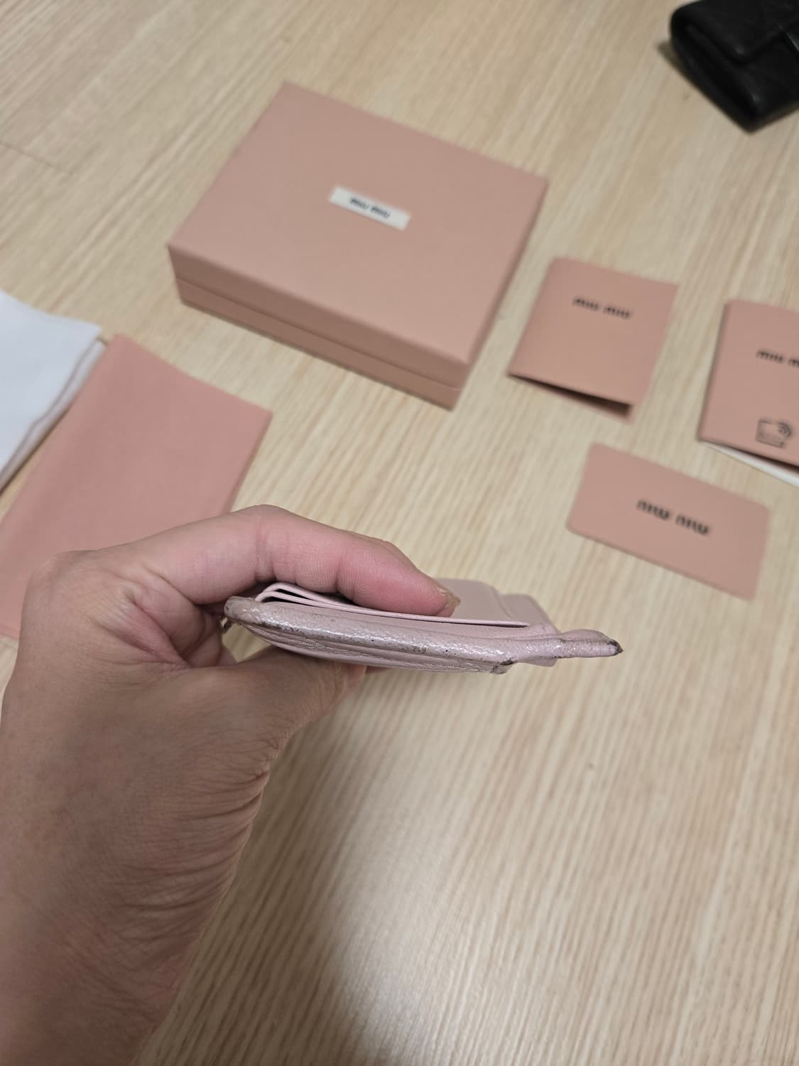 (정품) 미우미우 마테라쎄 카드지갑 엘러베스터 핑크 상품이미지4