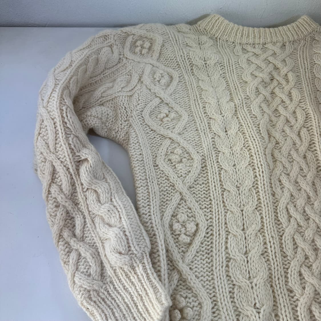 우먼OS 빈티지 루즈오버핏 아이보리 헤비울니트 상품이미지2