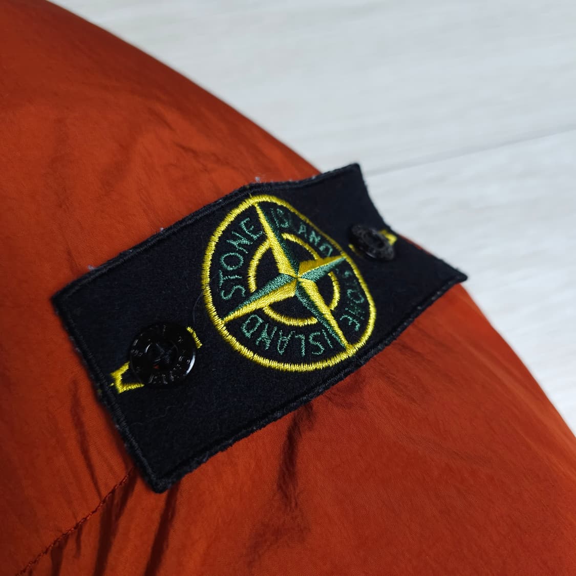 스톤아일랜드 가먼트다이드 크링클랩스 패딩 90 상품이미지4