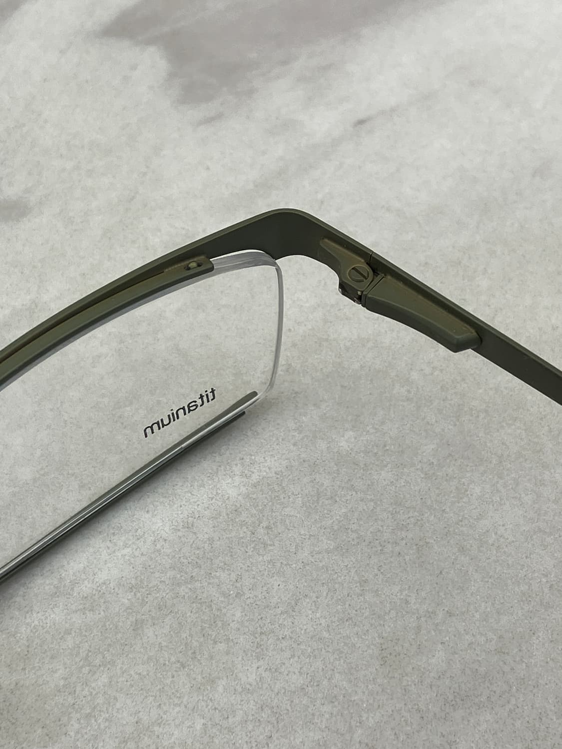 다비도프 Davidoff  엔틱 골드그린 티타늄 스퀘어 반무테 안경 상품이미지3