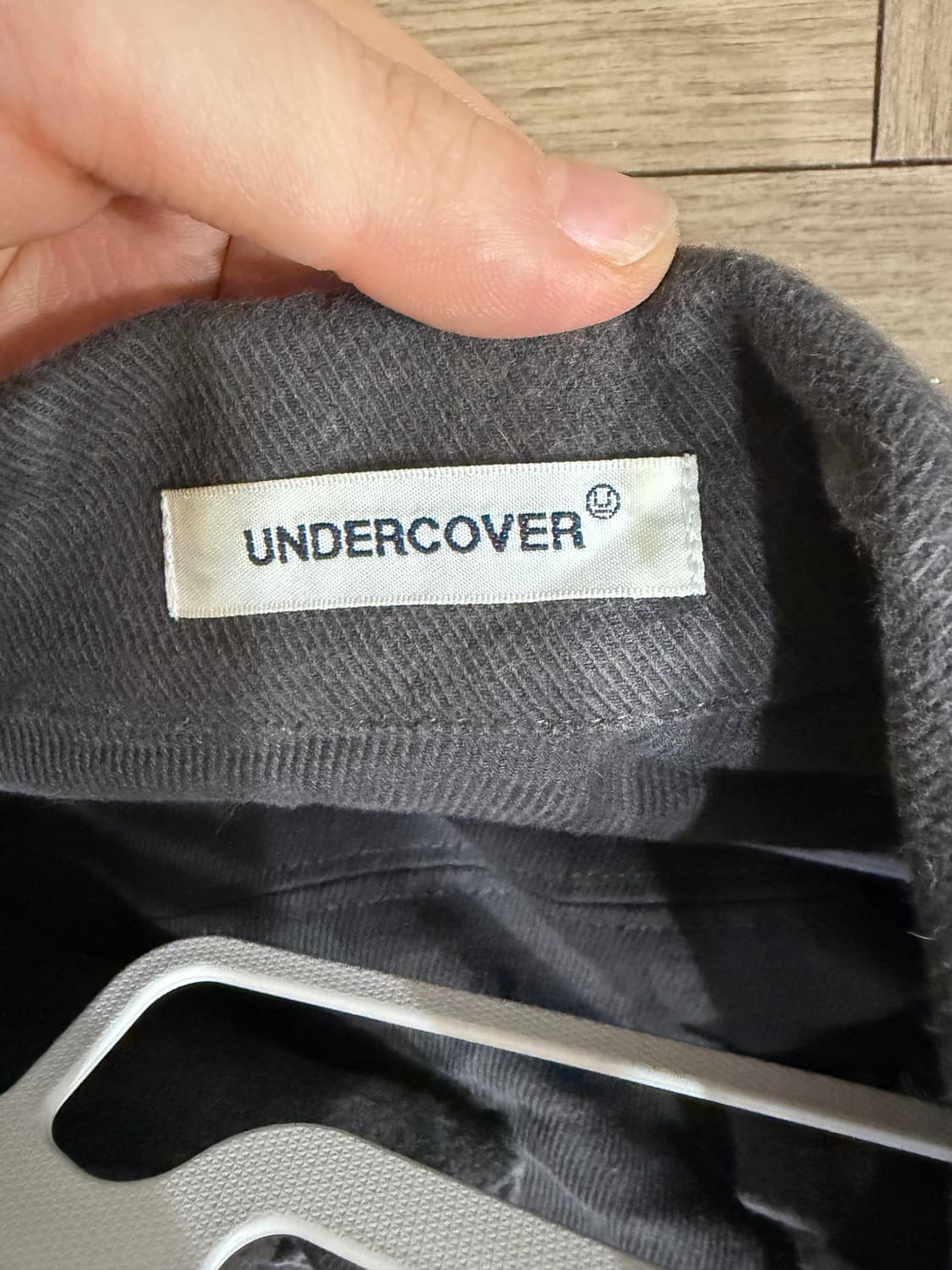 언더커버 와이어 패턴 자수 셔츠 상품이미지3