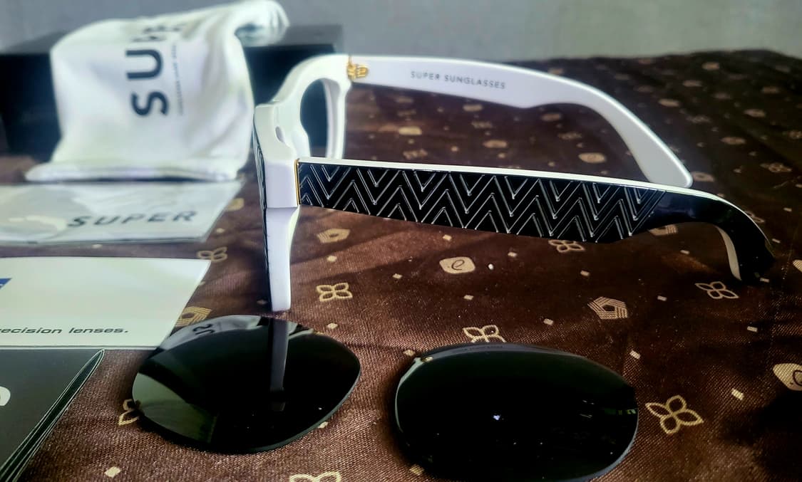 (미사용 새제품) SUPER  슈퍼 블랙&화이트 선글라스 상품이미지2