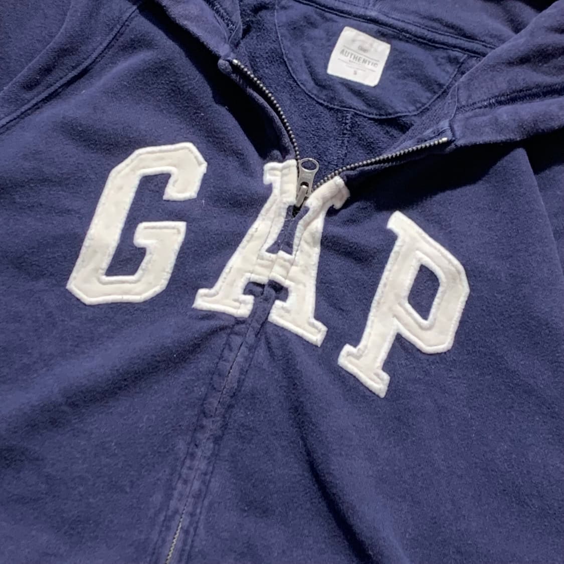 갭 네이비 나그랑 후드집업 상품이미지2