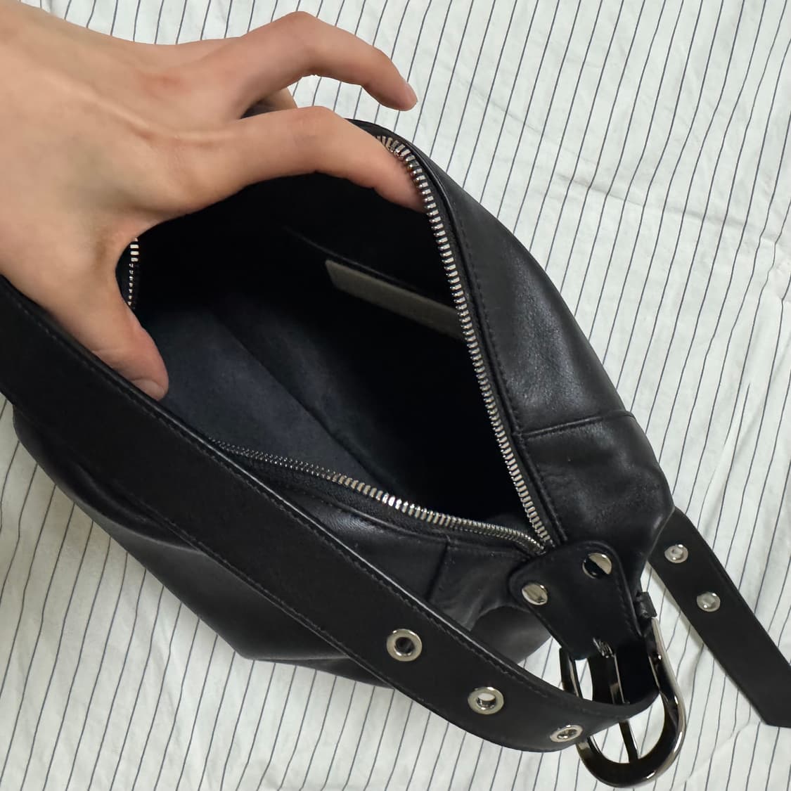 페인오어플레져 숄더백 상품이미지9