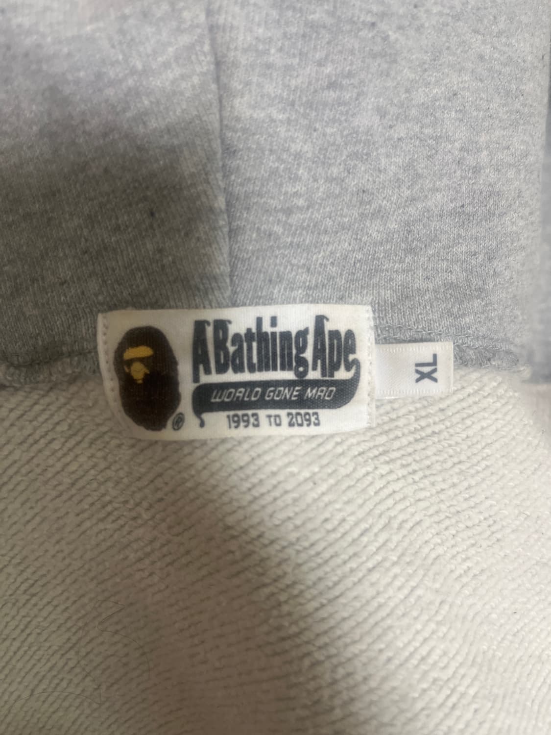 베이프 샤크후드 회색 xl핍니다 상품이미지1