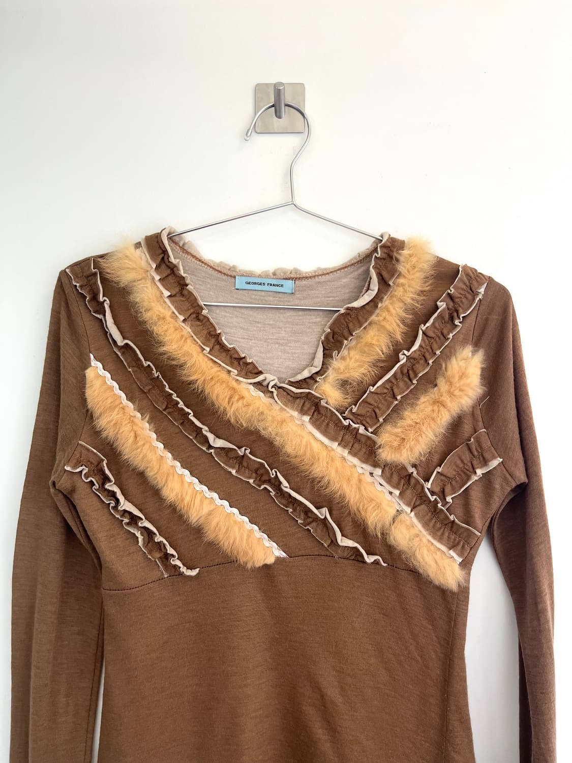 Fur trimming top 상품이미지1