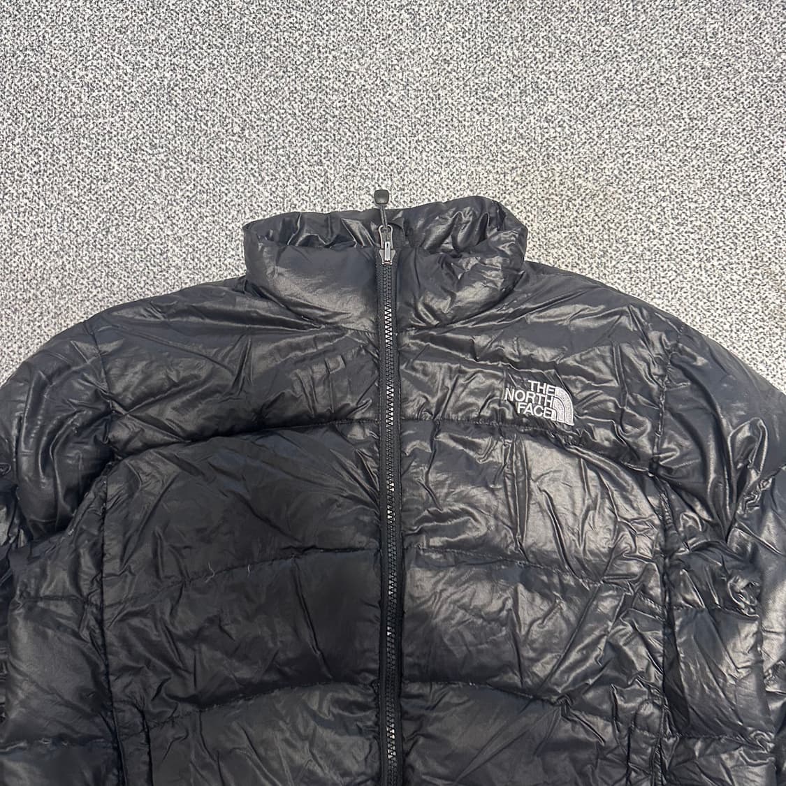 노스페이스 유광 블랙 퍄딩 상품이미지2