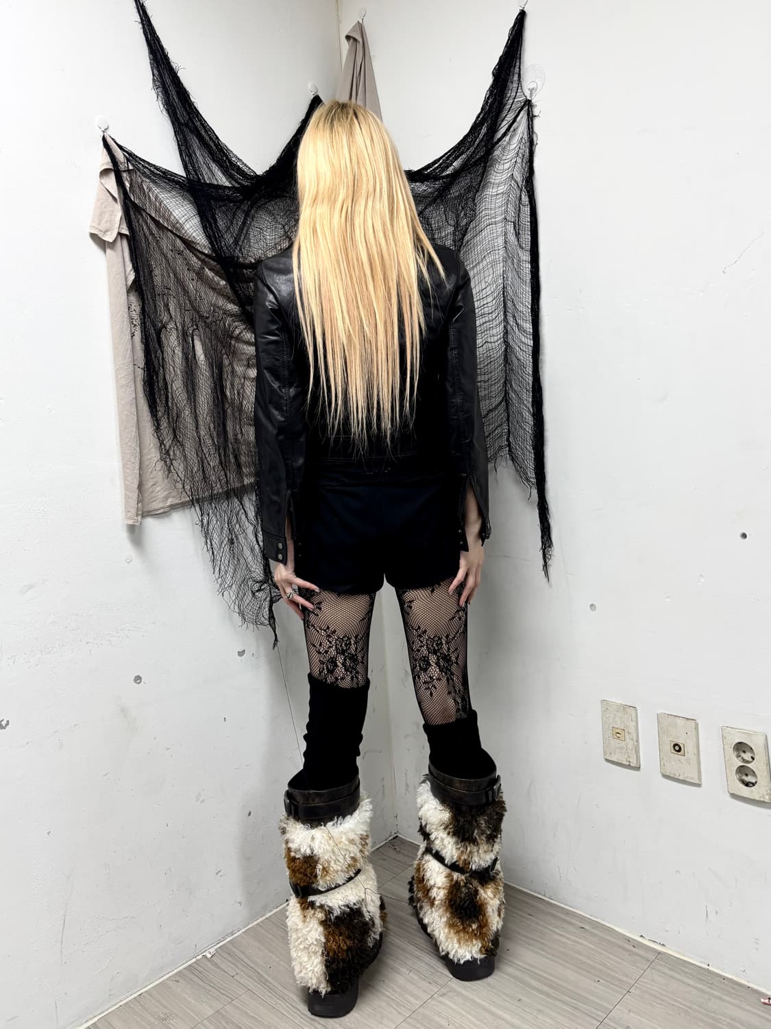 [Barbara Bui] RockChic High Neck Side Zi 상품이미지5