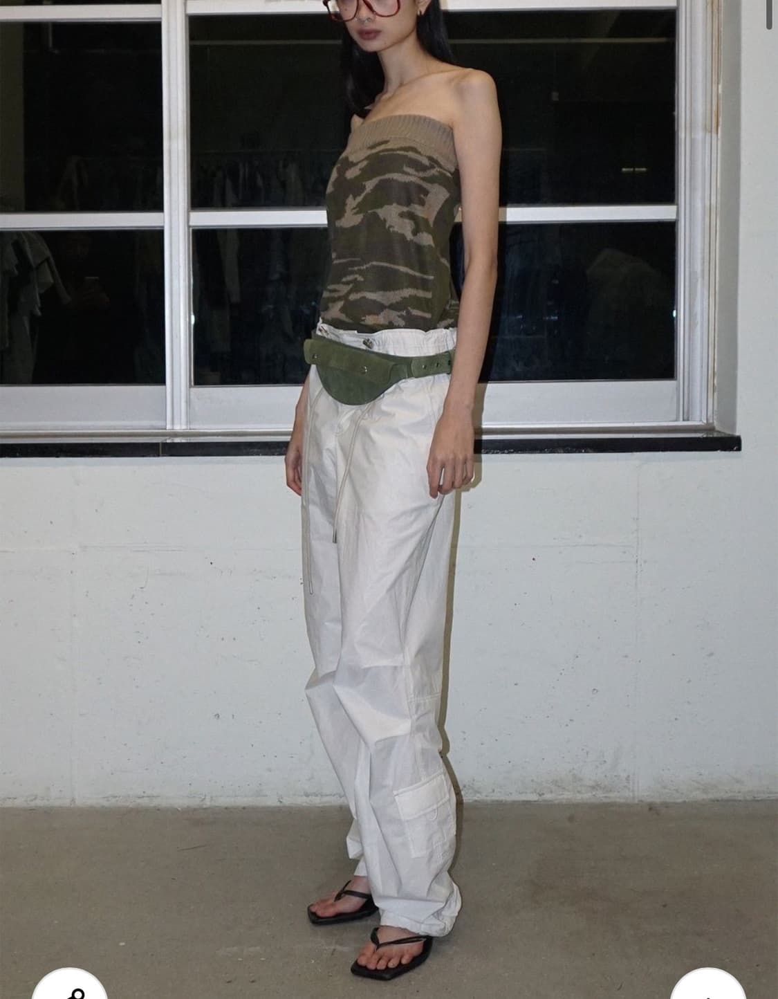 스컬프터 Glossy Parachute Pants Ivory M사이즈 상품이미지2